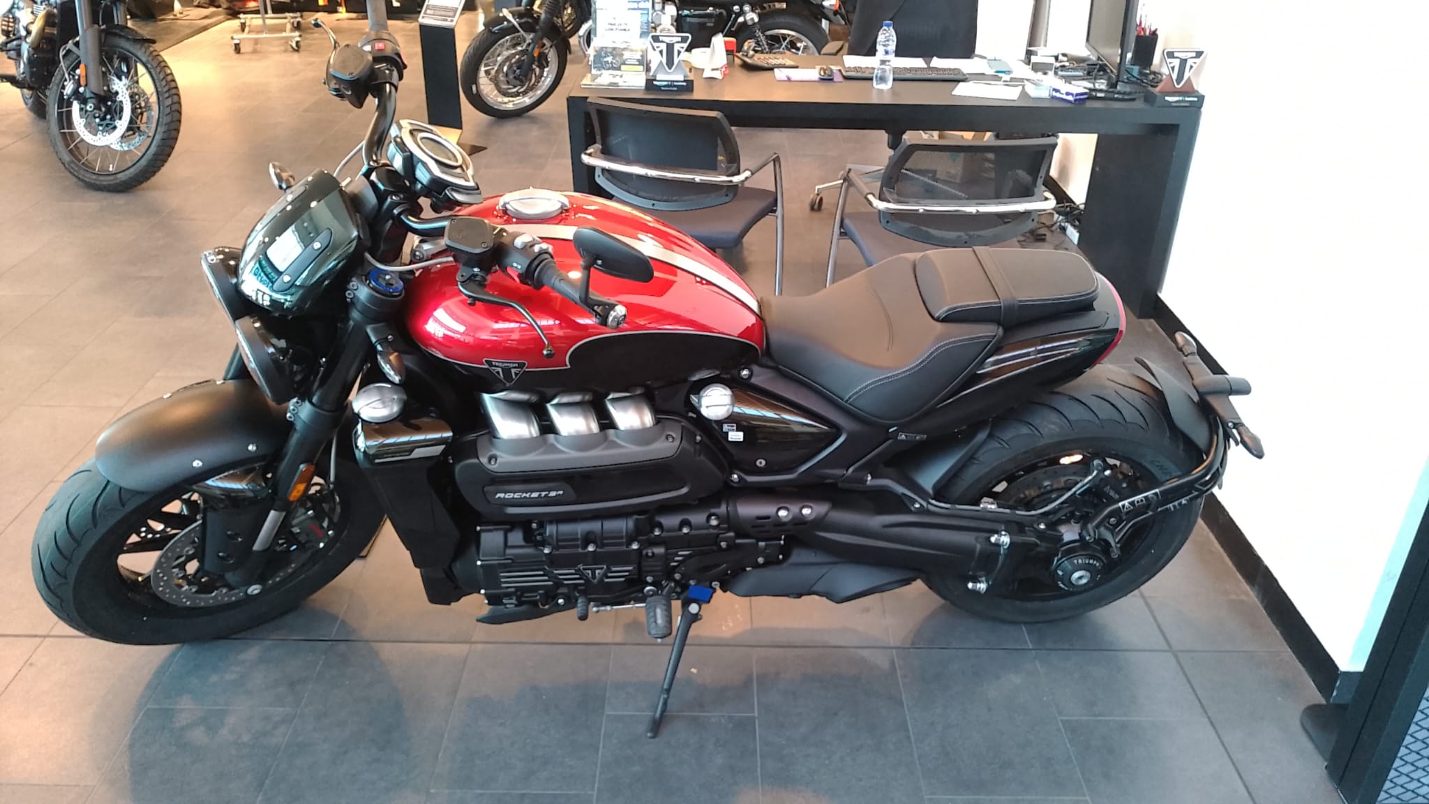 TRIUMPH ROCKET3 R STORM