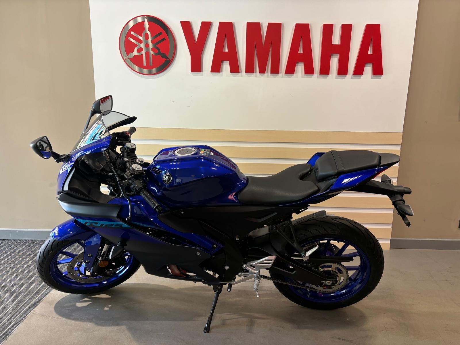 Yamaha R 125