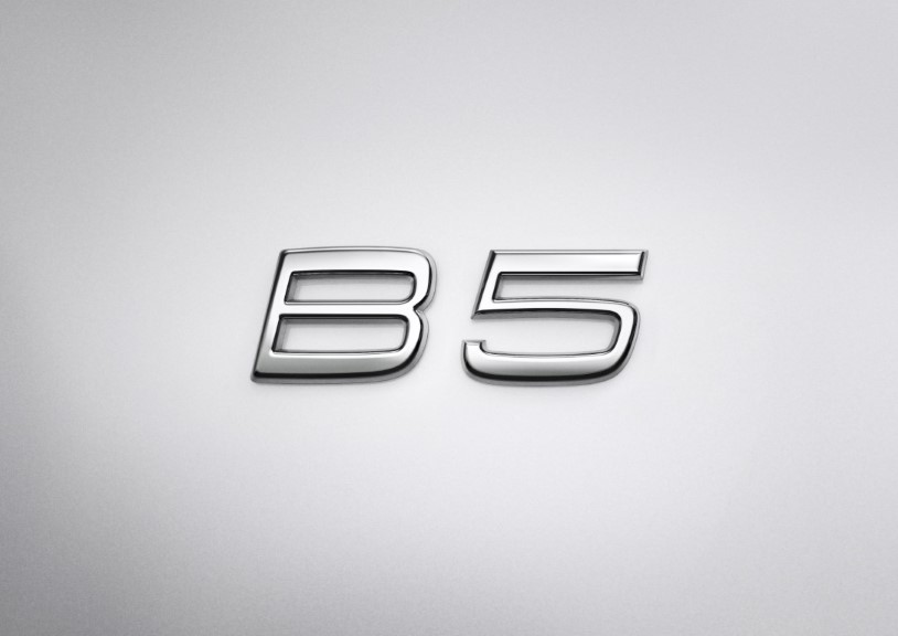 Volvo Cars takes major step towards its electrified future with a range of new hybrid powertrains