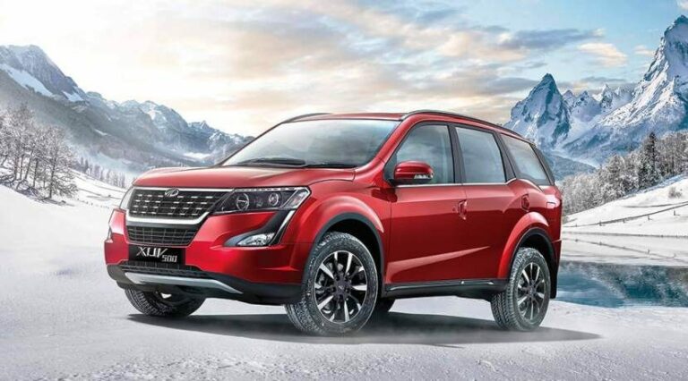 Mahindra XUV500 2018 5 830x460 1