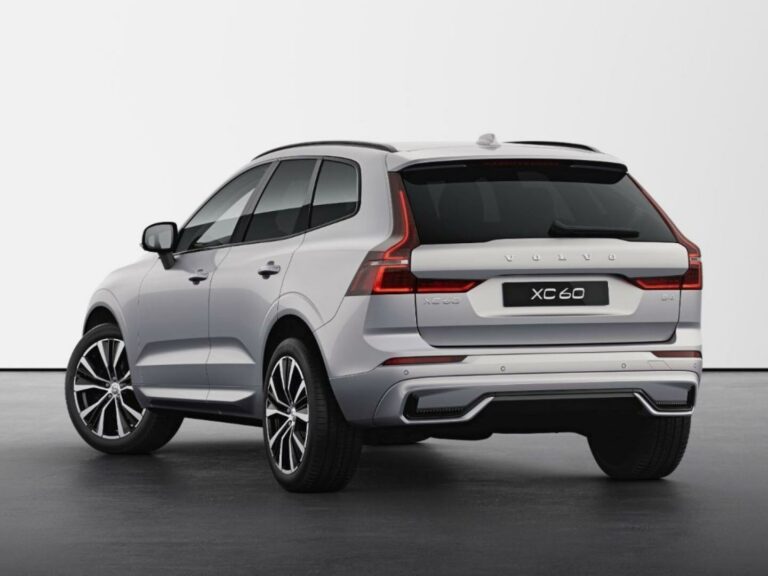 Volvo XC60 2.0 B4 D Plus Dark Auto