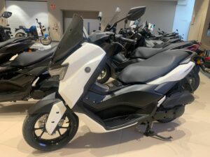 YAMAHA NMAX 125