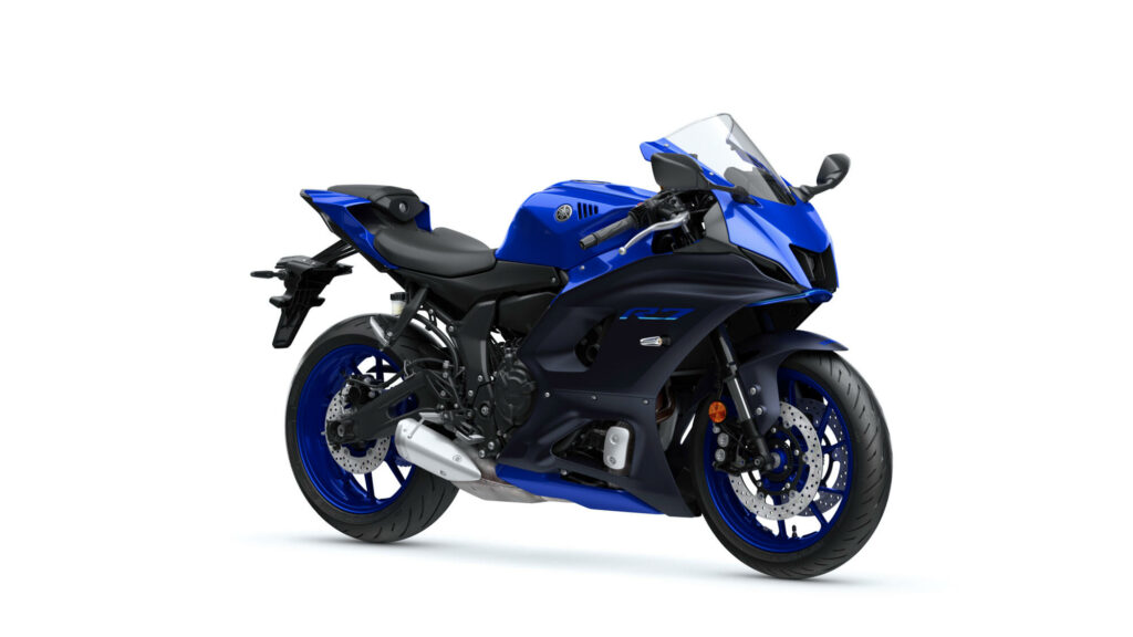 YAMAHA R7