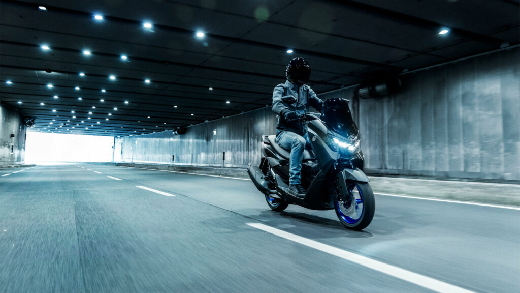 YAMAHA NMAX 125
