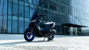 YAMAHA NMAX 125