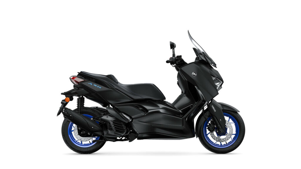 YAMAHA XMAX 125