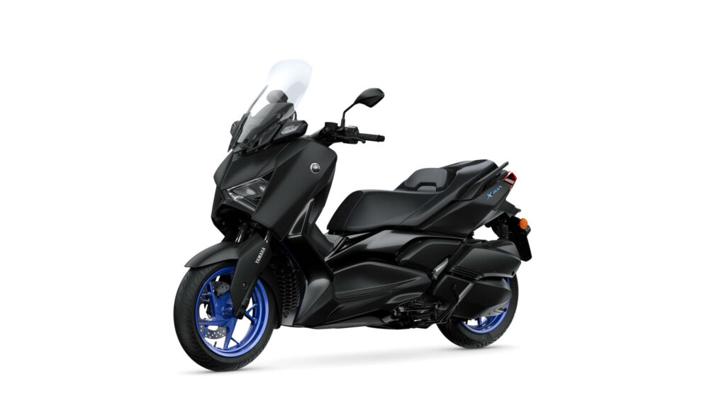 YAMAHA XMAX 300