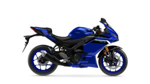YAMAHA R3