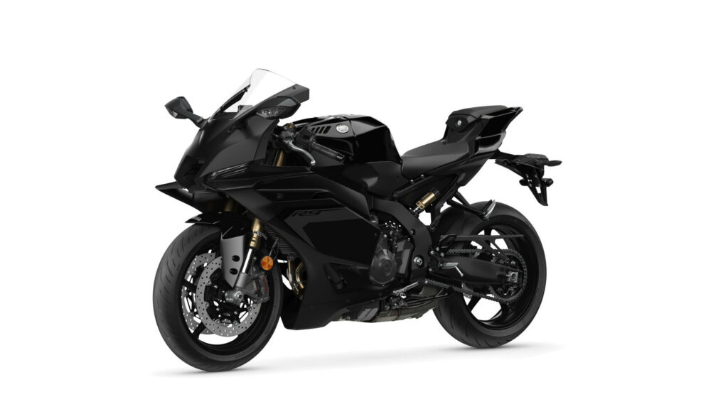 YAMAHA R9