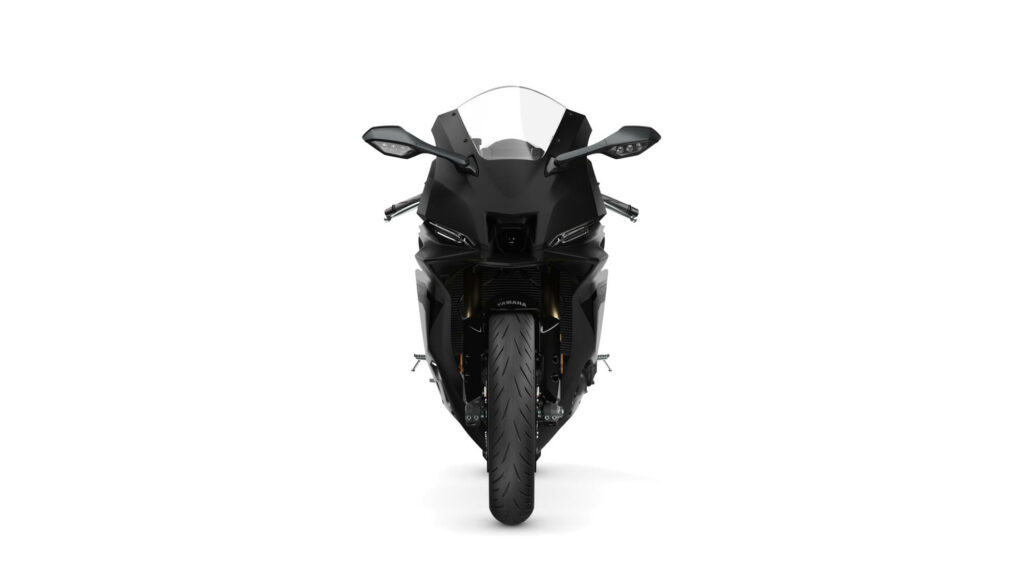 YAMAHA R9