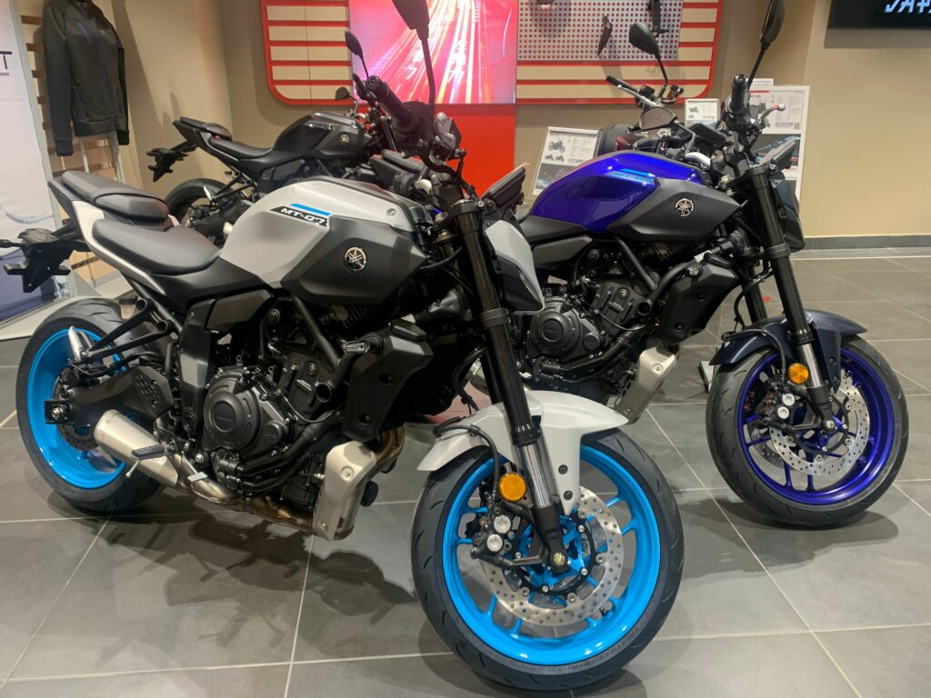 YAMAHA MT-07