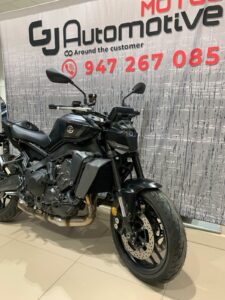 YAMAHA MT-09