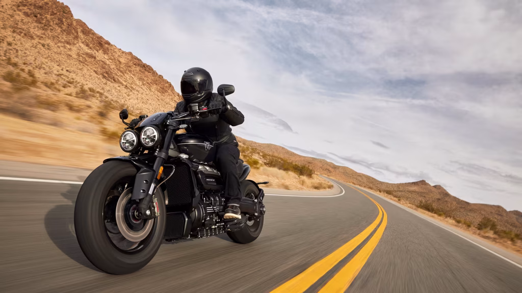 TRIUMPH ROCKET 3 STORM R