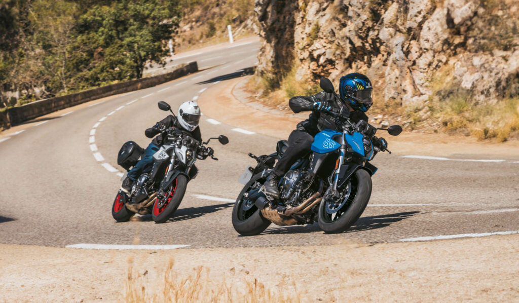 SUZUKI GSX-8S