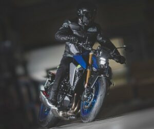 SUZUKI GSX-S1000