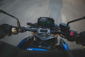SUZUKI GSX-S1000