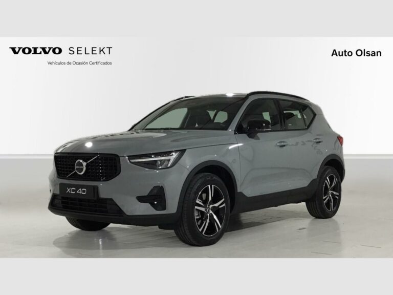 Volvo XC40 2.0 B3 G Plus Dark Auto