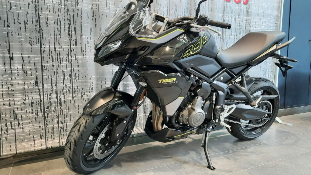 TRIUMPH TIGER SPORT 800