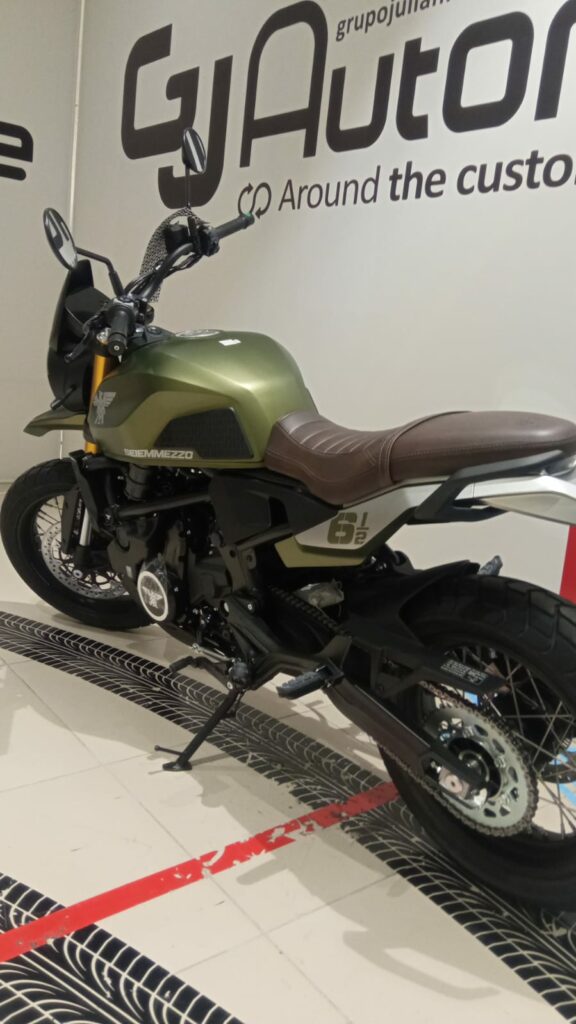 MOTOMORINI SEIEMMEZZO SCR