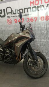 MOTOMORINI XCAPE 649