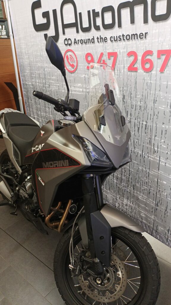 MOTOMORINI XCAPE 649