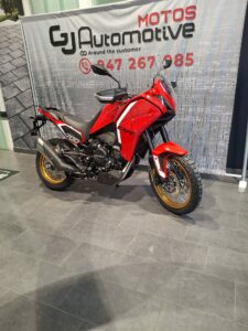 MOTOMORINI XCAPE 700