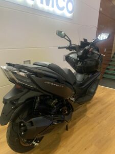 Kymco Xciting VS400