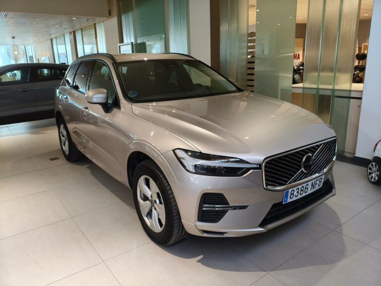 Volvo XC60 2.0 B5 G AWD Core Auto
